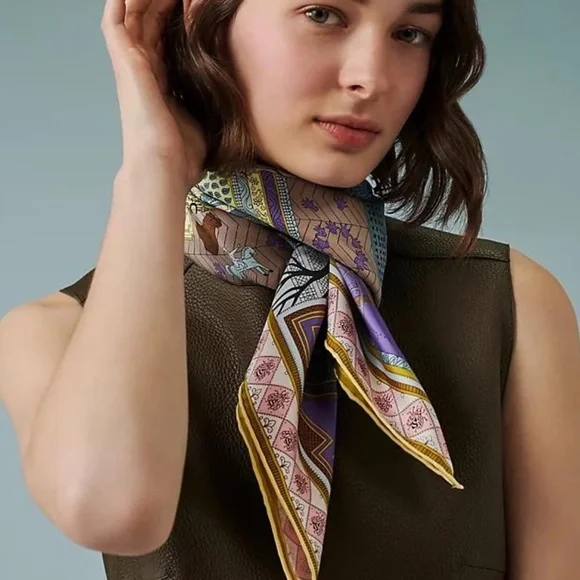 NWT HERMES Carre 90 Scarf Objets de Curiosite 100% Silk Blue Green Pink Purple - Picture 2 of 15